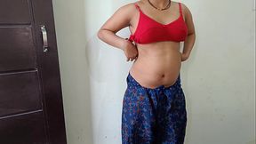 Hot Indian maid was fucking with boss