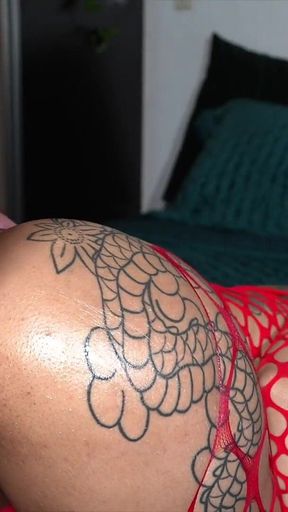 Oiled Anal Fisting and Anal Orgasm for Ravyn Alexa