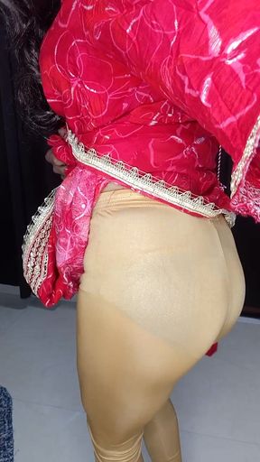 Indian sexy hot golden lagging and sexy bra panty