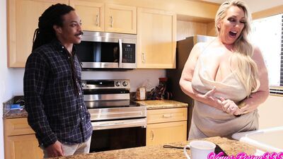 Cheating MILF Gets Her Pipes Cleaned by BBC