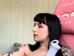 Amateur brunette ariana marie solo toying