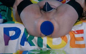 Stretching and Gaping with Different Toys