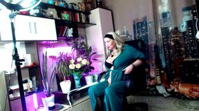 My best webcam stepmom-1. Lovens in all three holes of a busty MILF in fishnet stockings .!. ))