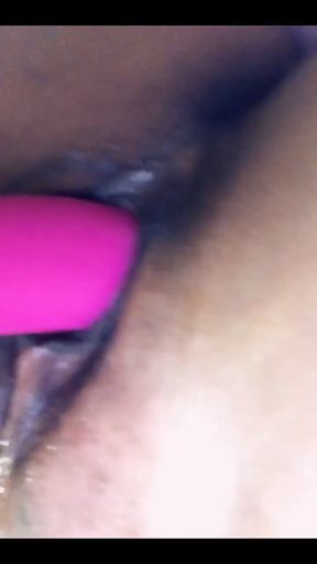 I Was Alone so Decided to Treat My Pussy by My Fav Toy