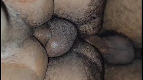 Entre quatro paredes esta valendo tudo para satisfazer esses operarios com tes&atilde_o.