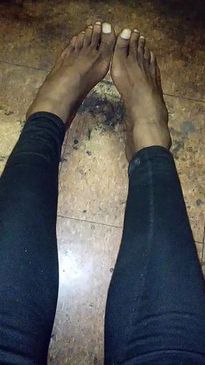 Long legs Pretty Feet Sissy Foot Fetish