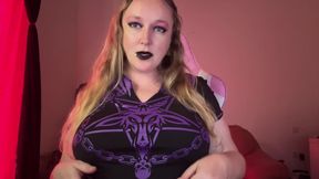 Goth Girl&#039;s Satanic Deal
