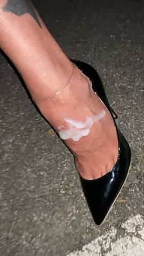 Cum on my foot