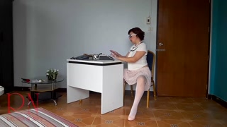 Upskirt secretary. SeXretary. No panties office milf. Nude office. Naked secretary at office. 3 ups