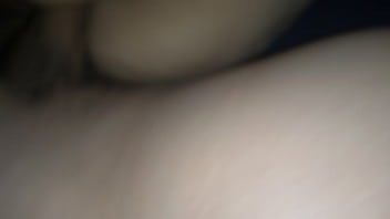 Lo doy verga de medio lado como loco