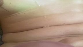 branlette dans ma culotte je vous avez un delaisse mais je reviens !!!!