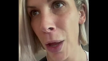 Ici tu as le teaser public. Ayant une peur bleue de l&#039_avion je d&eacute_cide de m&#039_...