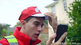 Pokemon Go (XXX- Parody) - Hot