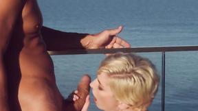 ”Heavenly MOMMY Naturals in Infinity Pool”