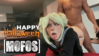 Hot cosplay action with Kenzie Reeves and Gia OhMy this Halloween