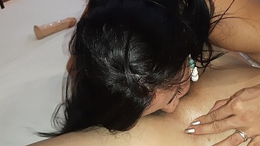 Lesbo com a vizinha gostosa