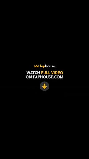 Licking a Friend's Pussy While Shaking