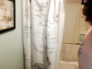 quick previous to shower sesh?