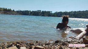 mamei o pau do tatuado dentro de agua na frente de todos os turistas que passeavam de barco ao final da tarde