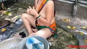 Wife Show Her Pussy Licked Clear by Bathing in Outdoor