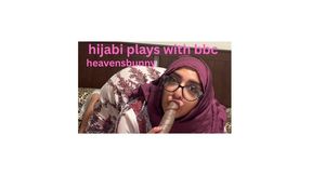 Hijabi SELF FUCKS BBC DILDO