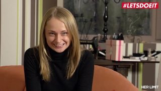 Film hardcore payudara alami Ivana Sugar yang berpantat besar mendapat seks anal kasar oleh penis besar