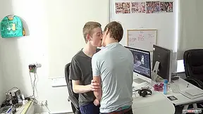 Office Sex Between Young Twinks - Casper Ellis And James Lewis