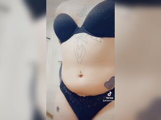 Topless Tik tok
