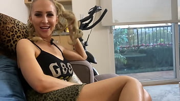 BROKE COUPLE MAKES A SEX TAPE - EXCLUSIVE CUT