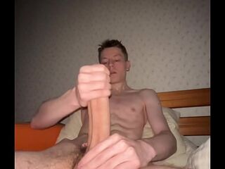 Smelling My Own Gym Sweat Whilst Wanking My Meat