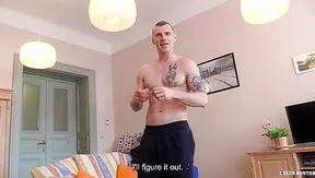 Submits Fully: Older Czech Guy Takes Hard Deep Thrusts – CzechHunter 18+