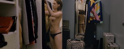 Personal Shopper (2016) Kristen Stewart nude