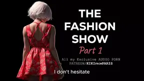 Verbazingwekkende modellevondities voor een modeshow, wordt geneukt door de regisseur.