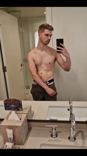 Mirror Show