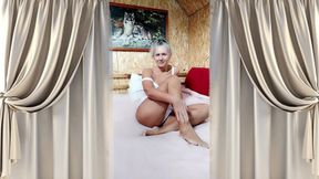 A new day for a hot housewife. A big bed and morning exercises.