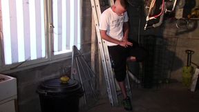 2088 salope dosee en basket et jock par un mec de cite tbmcette salope se ...