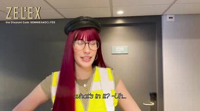 Hotel Night Turns Steamy Delivery Girl Trio Fantasy