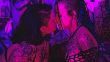 AMIGAS DE VERDADE TRANSANDO: VENUS E DLOUISE