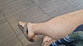 Playing in sandals in a busy cafe - Sweaty, dusty feet 720HD