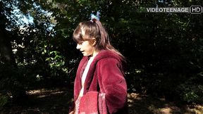 lovely 18 year french chipie does another video casting