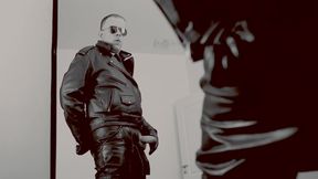 Leatherman 7 Cum Shots Xl & Piss (rear Window)