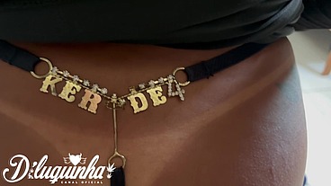Preta linda do tipo que faz perder o juízo