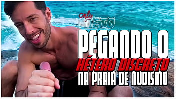 Pegando o h&eacute_tero discreto na praia de nudismo (PARTE 2) XV&Iacute_DEOS RED