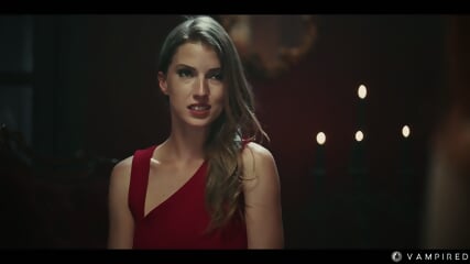 Vampired - Octavias-Red And Sofia-Rivers Makes A Deals