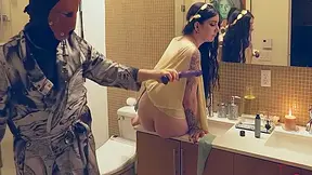 Lily Thot In Manifests At The Toilet Goddess For Rough Anal Play