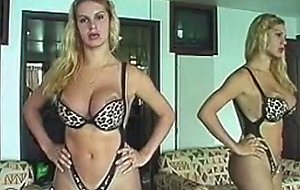 Big tits blonde ts in crazy threesome