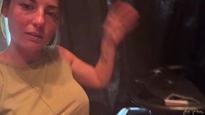 lea pam se doigte, se caresse et squirte 3 fois dans cette video solo ...