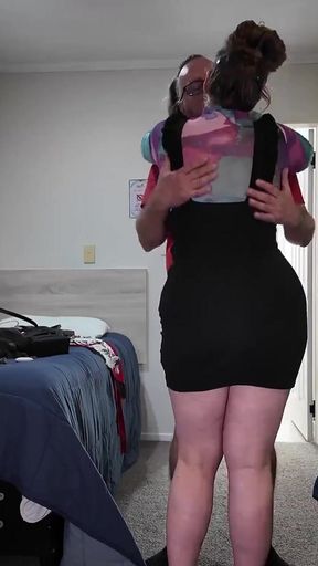 Rotorua Vlog: Vibrating Kitty Deep In My Pussy While Walking Through Town   Clip 1