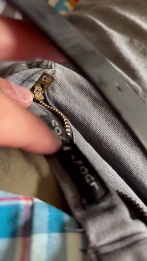 Army Solider Jerking of in Civies - a Nice Pair of Jeans! Shoots a Hot Load!