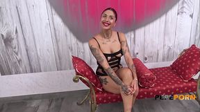 Feet worship and rough sex for Valeria Del Rio: An old man'_s fantasy, come true!